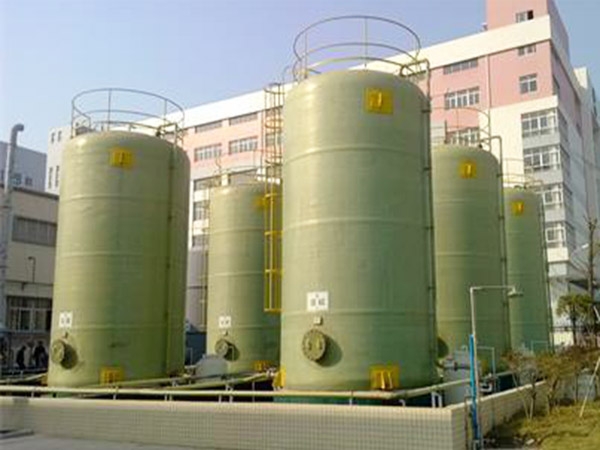 玻璃鋼儲(chǔ)罐 (10)