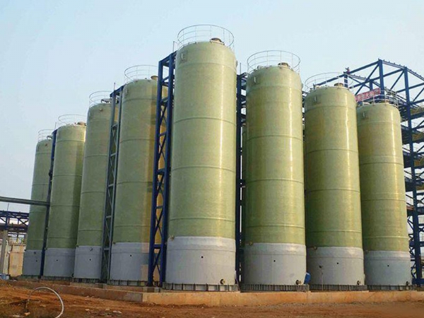玻璃鋼儲(chǔ)罐 (1)